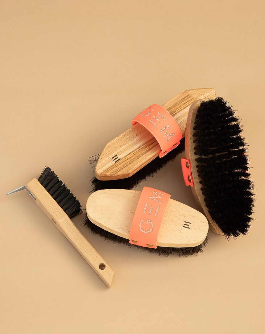 Pack 3 brosses + Cure-pieds...
